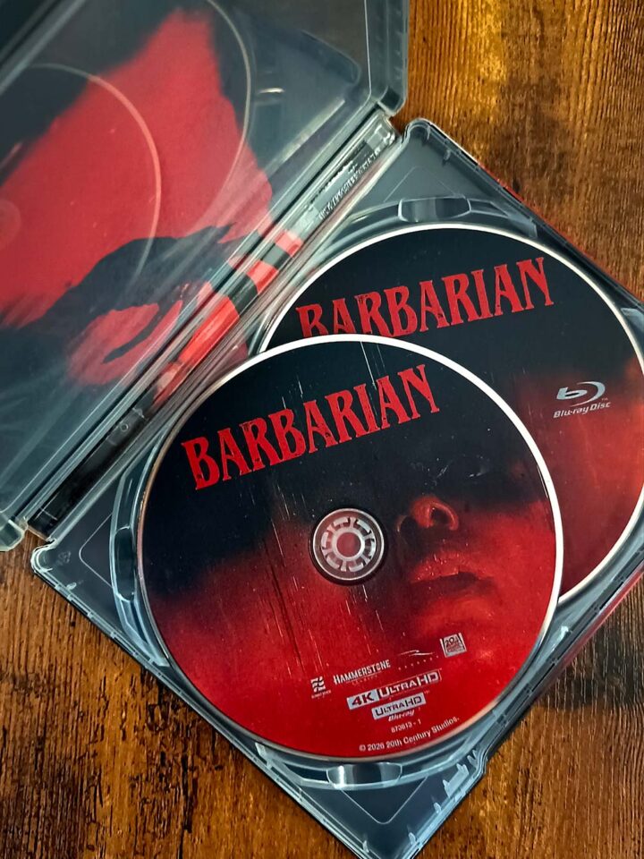 Barbarian Steelbook 4K - Dischi